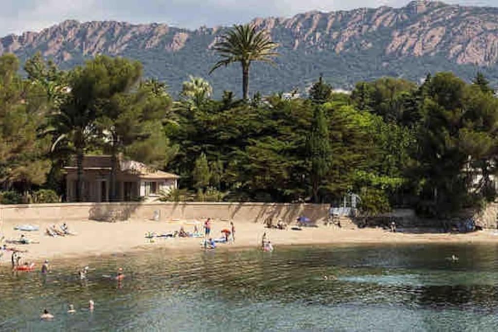 Boreal 4 Pax Bord De Mer Leilighet Saint-Raphaël Eksteriør bilde